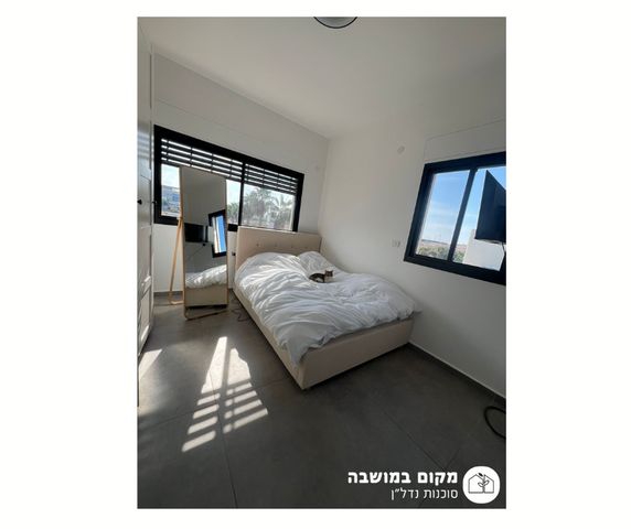 דו משפחתי, בנימינה גבעת עדה