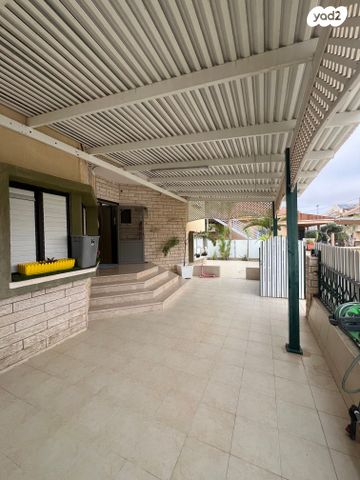 בית פרטי/ קוטג', אופקים