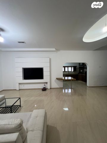 בית פרטי/ קוטג', אופקים