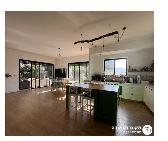 דו משפחתי, בנימינה גבעת עדה