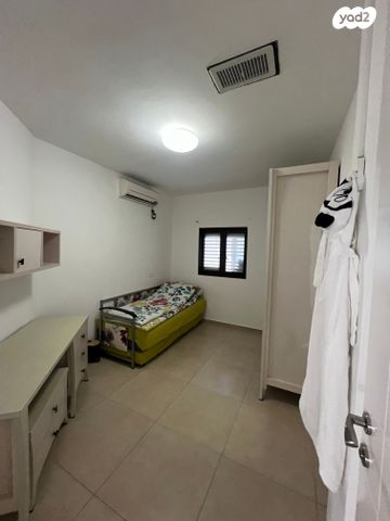 בית פרטי/ קוטג', אופקים