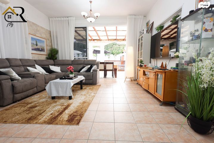 בית פרטי/ קוטג', הלוטם, ינוב