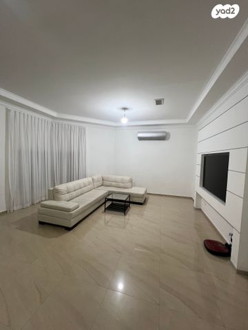 בית פרטי/ קוטג', אופקים