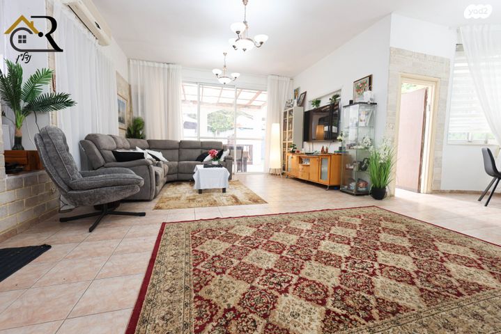 בית פרטי/ קוטג', הלוטם, ינוב