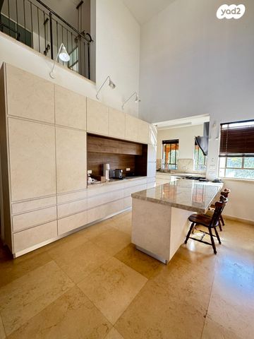 בית פרטי/ קוטג', יהושוע בן חנניה, אבן גבירול, רחובות