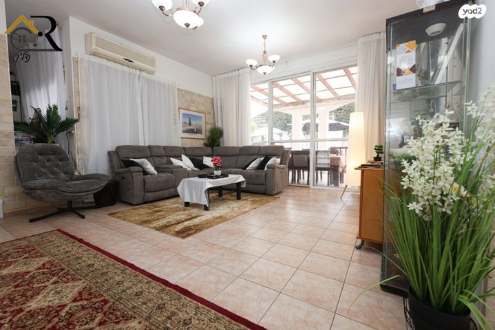 בית פרטי/ קוטג', הלוטם, ינוב