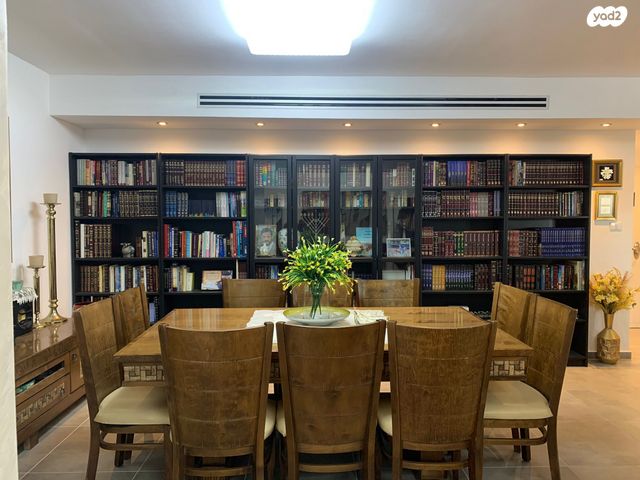 דירת גן, נתיבות מערב, נתיבות