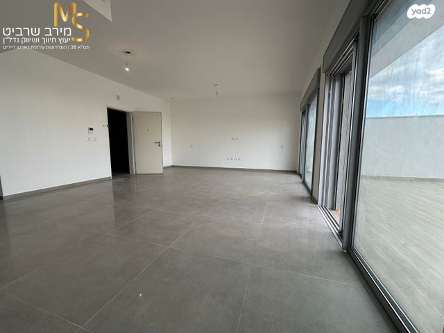 דירת גן, גבעת זמר, חיפה