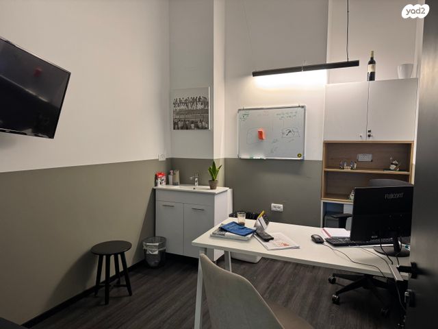 משרדים, משכית, אזור תעשיה, הרצליה