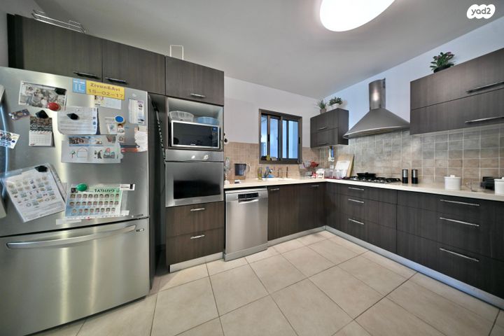 דירה, האימהות, סביוני נצר סירני, נס ציונה