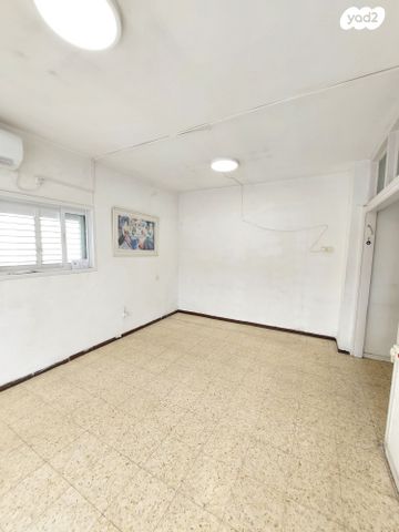 דירה, הגר"א, חולון