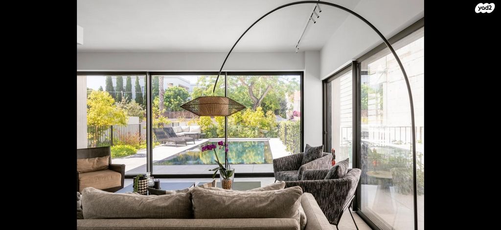 בית פרטי/ קוטג', קרית אליהו גולומב, רעננה