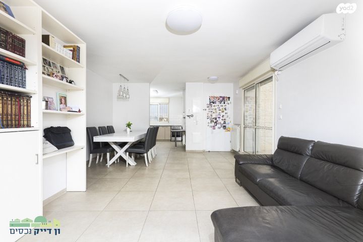 דירה, עמנואל זיסמן, חומת שמואל, הר חומה, ירושלים