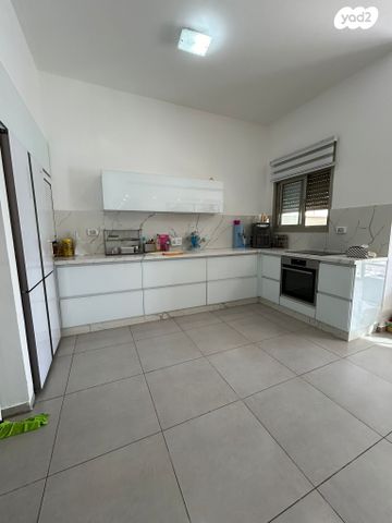 דירת גן, הרב אלעזר אבוחצירה, דימונה