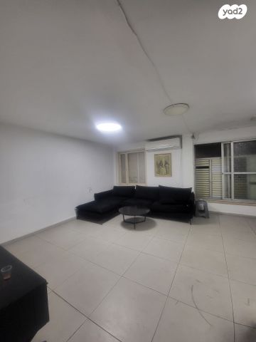 דירה, פיקוס 17, נווה גולן, יפו ג', תל אביב יפו