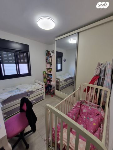 דירה, החילות 12, נרקיסים, ראשון לציון