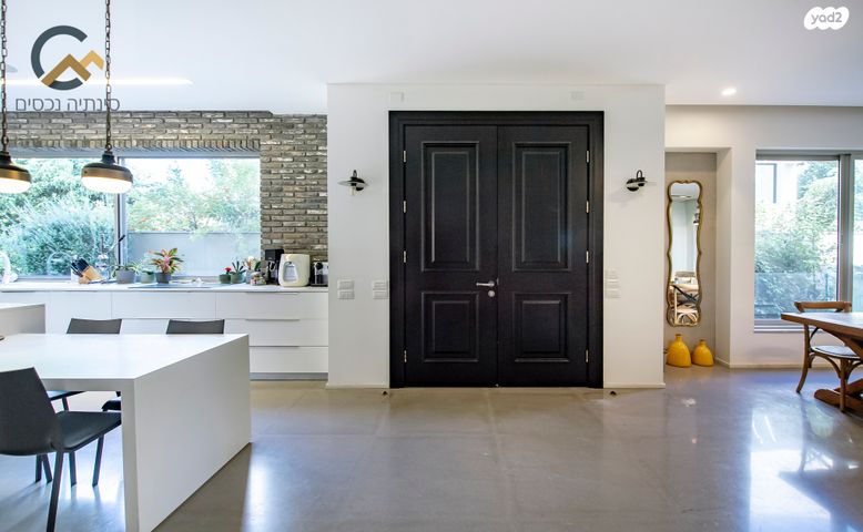 בית פרטי/ קוטג', מתחם 200, הוד השרון