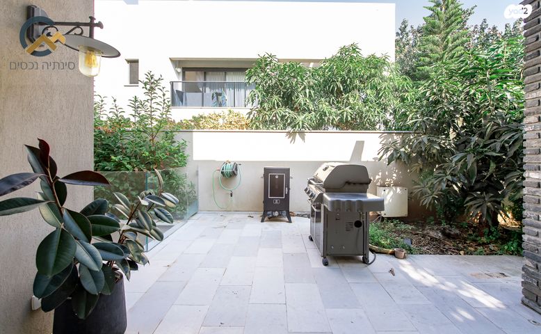 בית פרטי/ קוטג', מתחם 200, הוד השרון