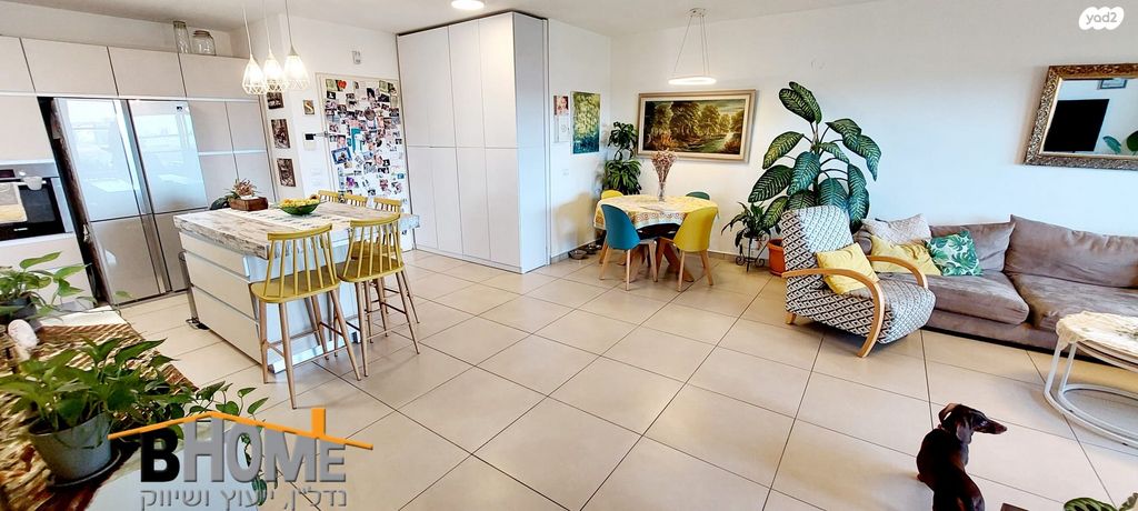 דירה, שדרות יצחק רבין, קדימה צורן