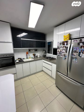 דירה, דב ברייר, אשקלון