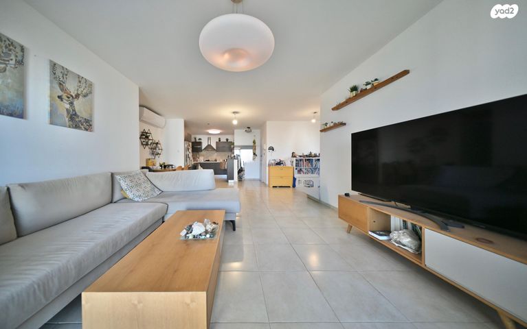 דירה, האימהות, סביוני נצר סירני, נס ציונה