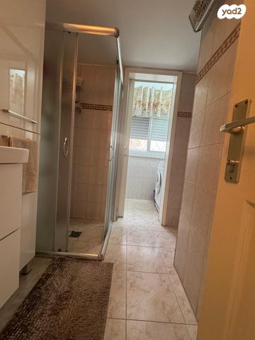 דירה, דרך עכו חיפה 40, מרכז העיר, סביניה, הוותיקה, קרית ביאליק