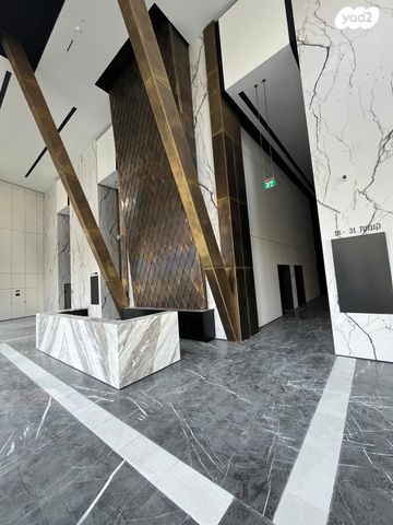 דרך מנחם בגין 13