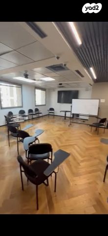 משרדים, דרך מנחם בגין, מונטיפיורי, הרכבת, תל אביב יפו