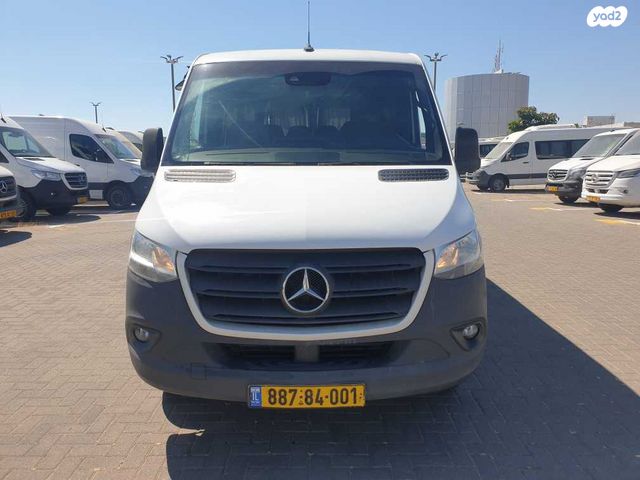 מיניבוסים ורכבי הסעות