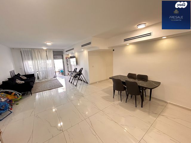 דירה, אירוסים, מבוא שקד, ערד