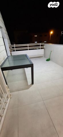 דירה, שמואל תמיר כצנלסון, פסגת זאב, ירושלים