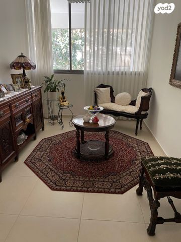 דירה, שכונת יהלום, מרכז העיר ב, רמת גן