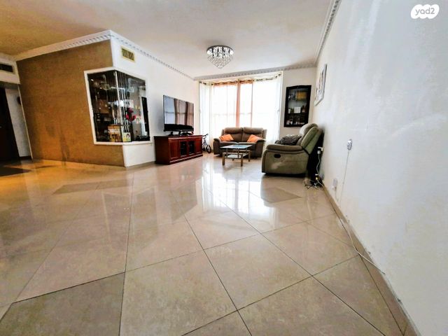 דירה, זלמן שז"ר, נווה עופר, תל כביר, תל אביב יפו