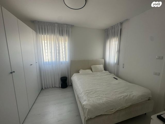 דירה, כפר יונה