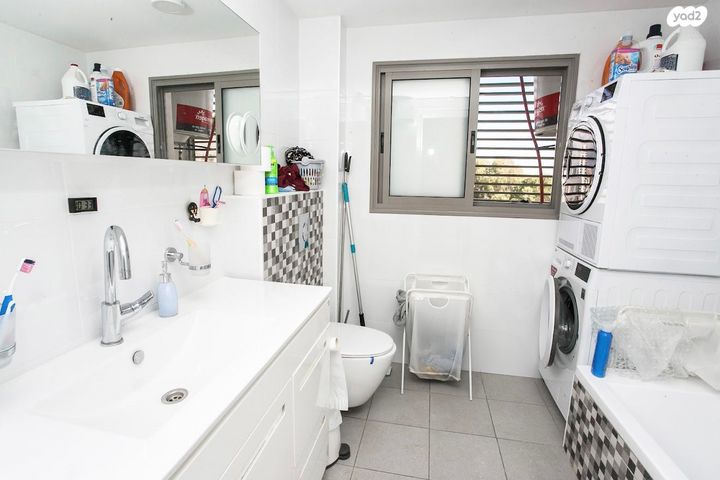 גג/ פנטהאוז, ביאליק, שכונת בן גוריון, מרכז העיר ג', רמת גן