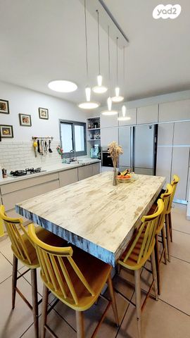 דירה, שדרות יצחק רבין, קדימה צורן