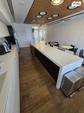 משרדים, הרוקמים 26, אזור תעשיה ג, חולון