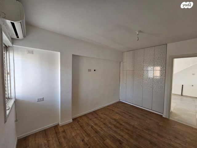 דופלקס, חולון