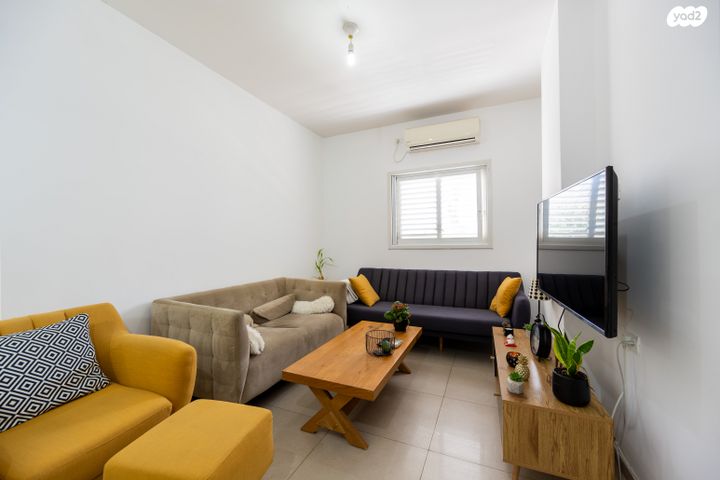 שרה אהרונסון 