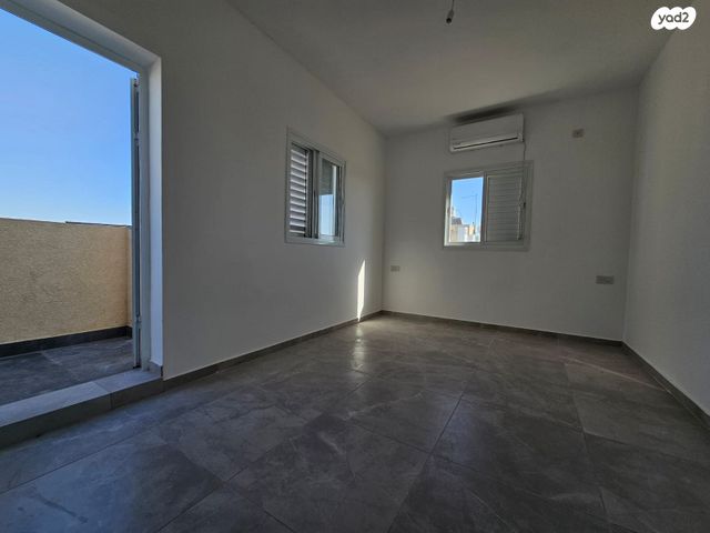 דופלקס, חולון