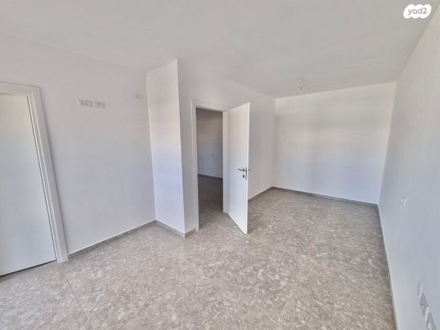 גג/ פנטהאוז, נחל פרת, פארק הנחל, באר שבע