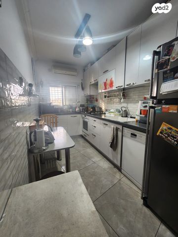 דירה, הבעש"ט 33, נאות רחל, חולון