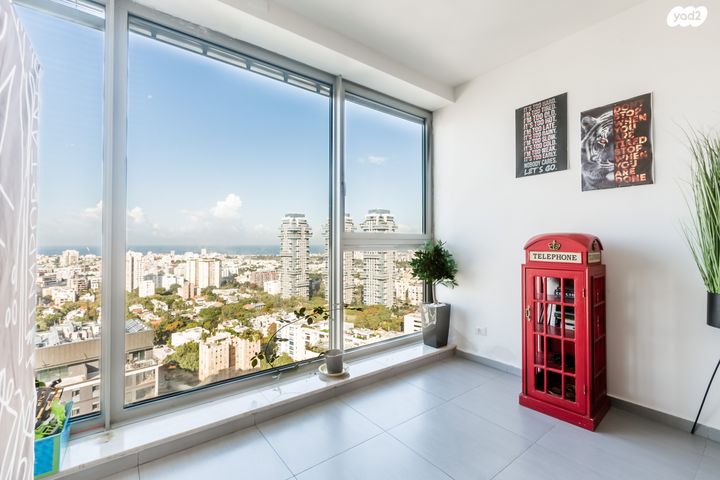 ניסים אלוני 3