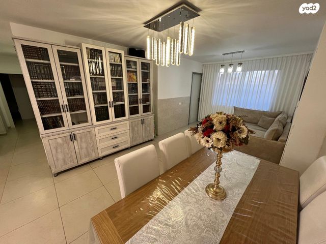 דירת גן, נתיבות