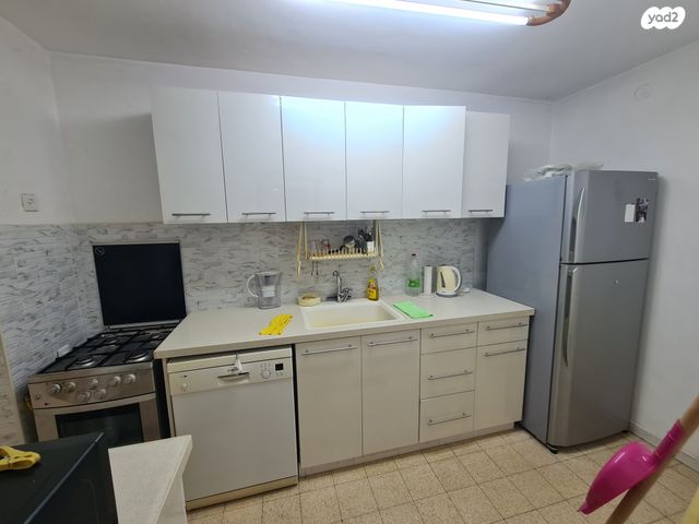 דירה, הרב הרצוג, גבעת הרקפות, גבעת תל חי, קרית אתא