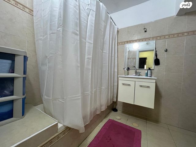 דירת גן, נתיבות