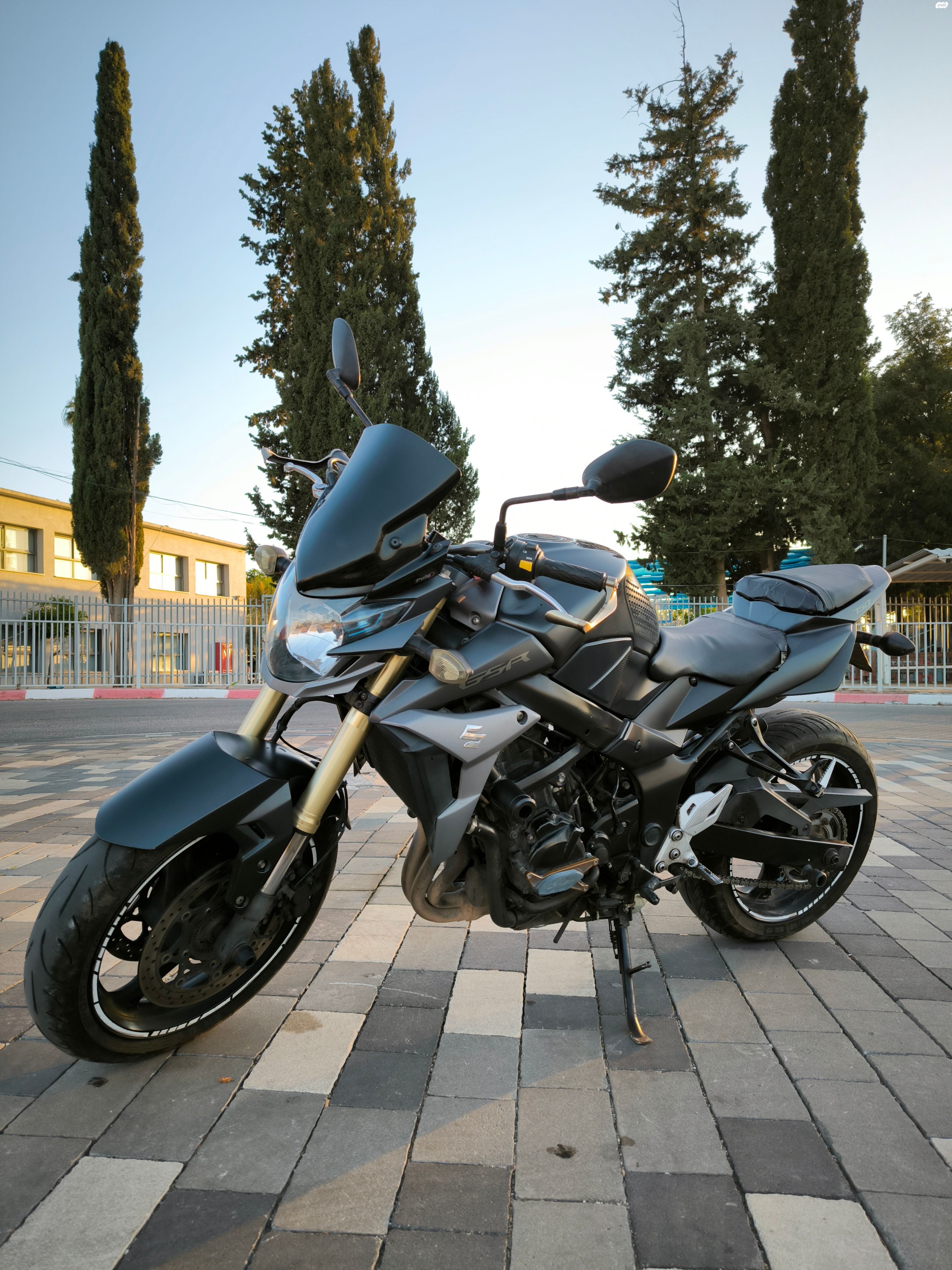 accessory 250 300 および 650 モデルと互換性のあるオートバイ
