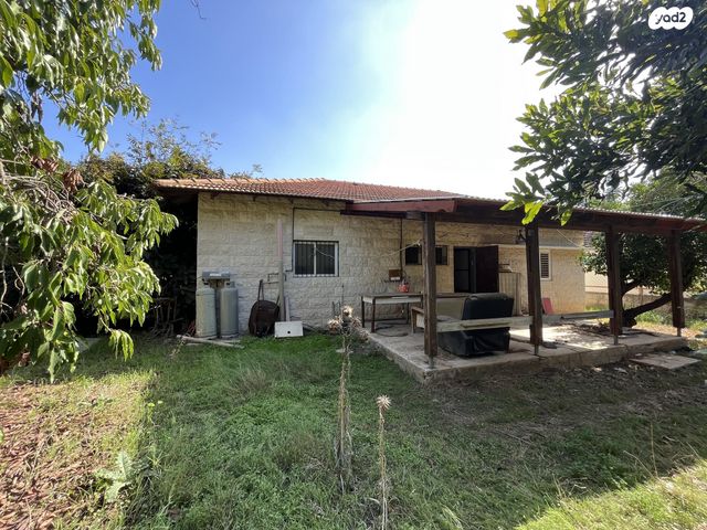 בית פרטי/ קוטג', העלייה 10, אחוזה ירוקה, פרדס חנה כרכור