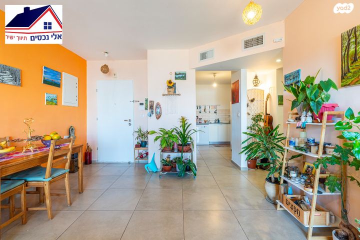 דירה, אורן 54, החורש, חריש