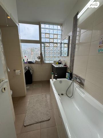 דירה, אורן 5, רמת בן גוריון, חיפה